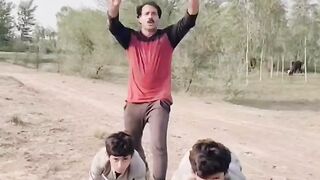FUNNY PLEASE gooo...!!!