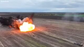 Huge 'Meteorit' mine explodes in Kherson as Ukrainian forces demine area