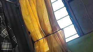 Kok ada yg aneh y