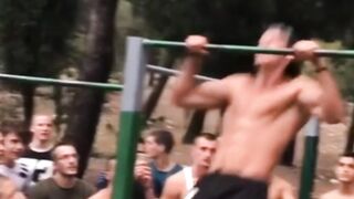 muscle up