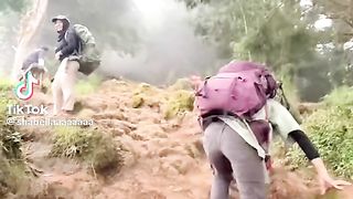 Main ke gunung