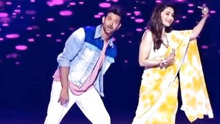Hirithic Roshan and Madurai Dixit best dance performance