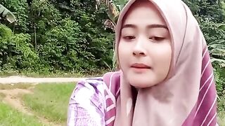 Viral!! Cewe manis berkerudung