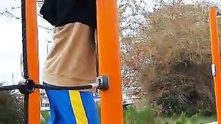 Exercise kar raha ha rana walid