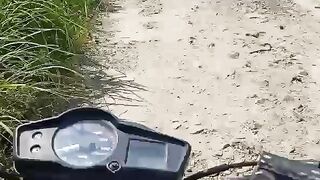 jalan yang jelek