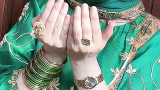 WOH SUNTA HAY SUB KI DUA KAR KAY DEKHO.