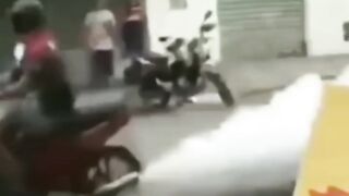 Asapnya udah kayak pabrik wkwkkw