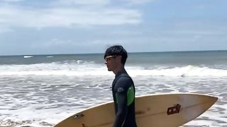 Riding the Digital Waves: The Thrills and Adventures of Video Surfing