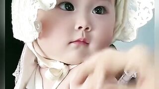 Funny baby ???????? 4