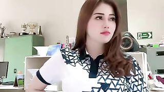 Viral Cewek Gemoy terlihat Bohay