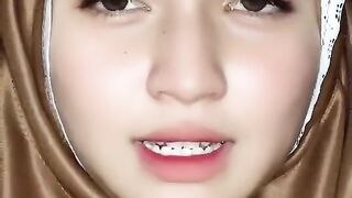 Cewek cantik membangkitkan gairah untuk belajar.....