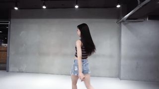 Pretty Girl 4
