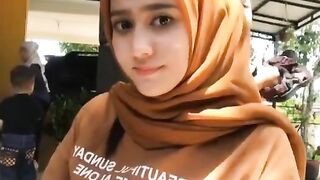 beautiful hijab girl
