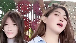 Bunda dan anak mulai beraksi