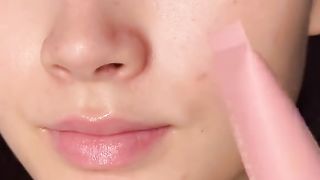 TUTORIALS MAKE UP