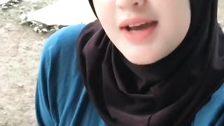 black hijab girl