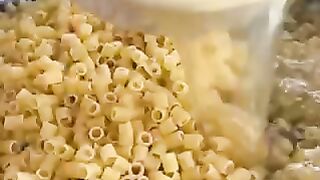How make macaroni exxxxxtra cheese