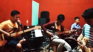 Learn to play music, the title of the music Noah stars in heaven