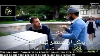 Vidéo Touchante...un américain.. qui pour la première fois écoute le Coran..Macha'Alllah .