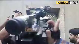 Imran khan ke ghar ke ander serch opration start | Public News