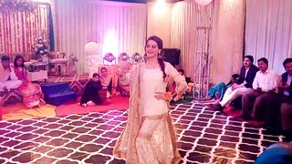 minal khan dance 5