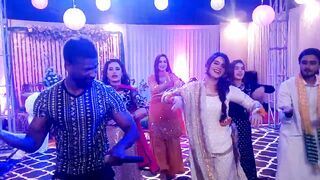 minal khan dance 6