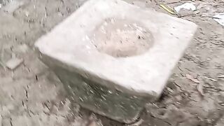 POUNDING RICE FROM INDONESIA