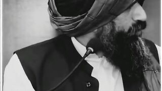 جب دن گزر جاتا ہے فیسبک دیکھتے ہوئے