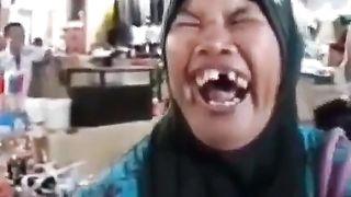 The bride looks up #funny video