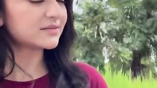 Yumna zaidi enjoy