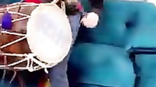 Kubsurat Larki Nain Kammal Kardeya