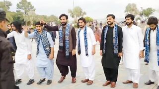 Saraiki jhumar by Arid students| Meko eho tan dasa