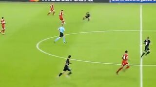 James Rodriguez Skills
