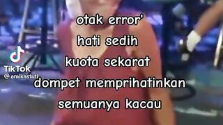 nenek gaul joget