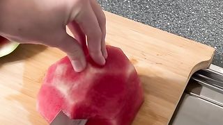 some must have gadgets for your kitchen!!