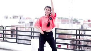 Jhoome Jo Pathaan  Pathaan  Shah Rukh Khan  Deepika Padukone  Spinxo Khushi