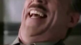 لما تكون خاطب جديد وتعدي قدام بيت نسايبك ????????????