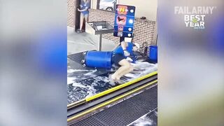 Best Fails of the Year (So Far) 2022 14
