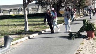 BUSHMAN PRANK ON HOLIDAY TOURISTS AT PIER 39 SAN FRANCISCO!!