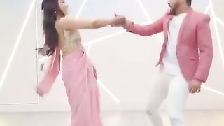 Aa Meri ankhiyon se akhiyan Mila Le aa Tu Na Kare dekha