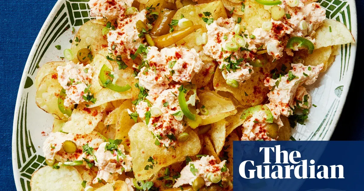Quick pimento cheese and pickle loaded crisps for parties — I.guim.co.uk