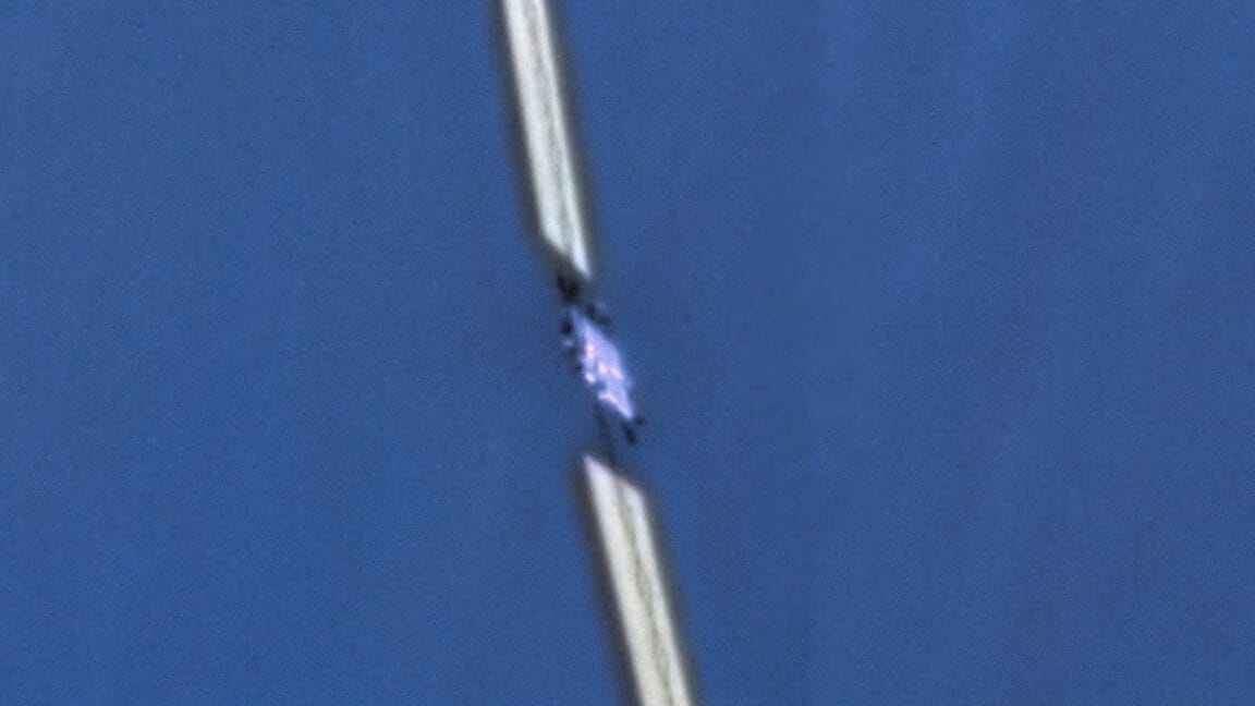 SpaceX to lower about 4,400 Starlink satellites to improve space safety — Cdn.arstechnica.net