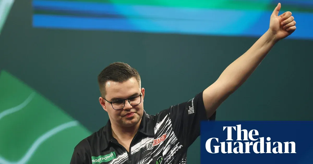 Gian van Veen beats Gary Anderson in epic semi to set up final with Luke Littler — I.guim.co.uk