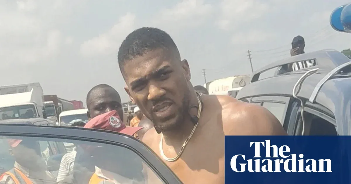 Anthony Joshua's driver charged over crash that killed two people — I.guim.co.uk