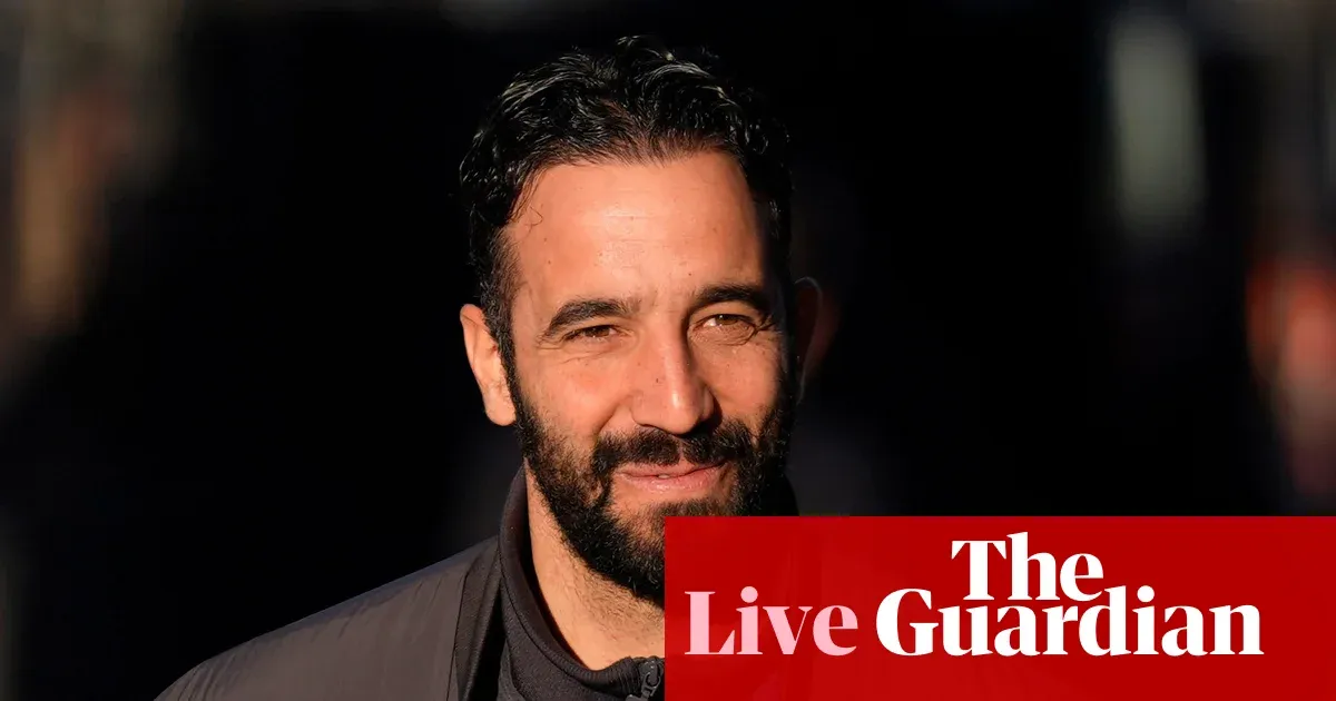 Leeds name Calvert-Lewin in starting XI as Manchester United reveal team — I.guim.co.uk