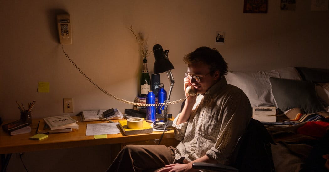 St. John’s students undergo six-day smartphone ‘tech fast’ in Santa Fe — Static01.nyt.com