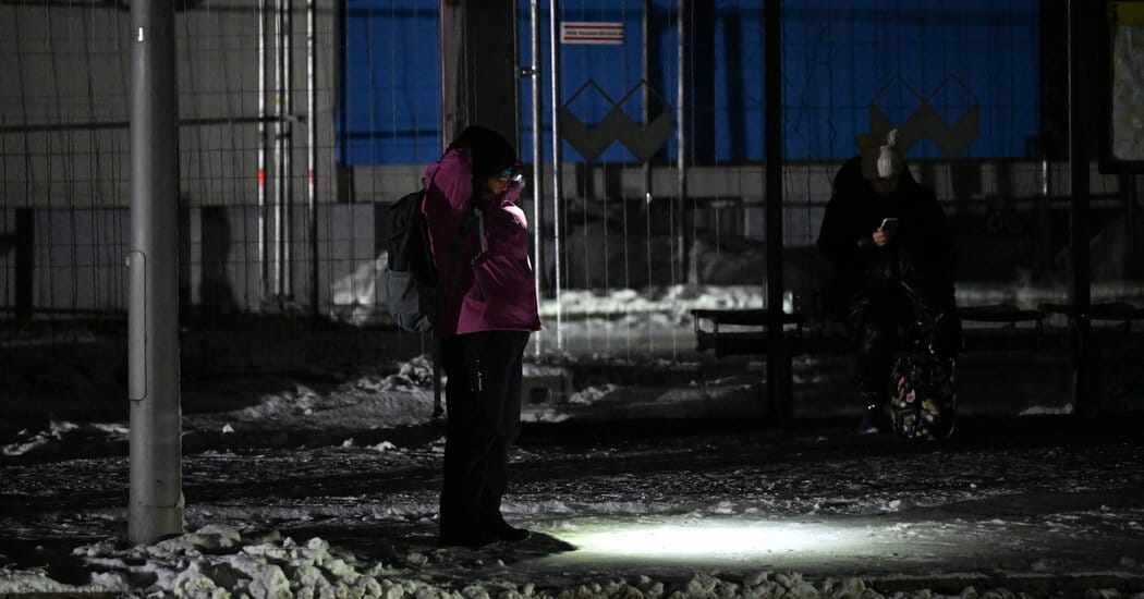 Arson Attack Cuts Power and Cell Service to Tens of Thousands in Berlin — Static01.nyt.com