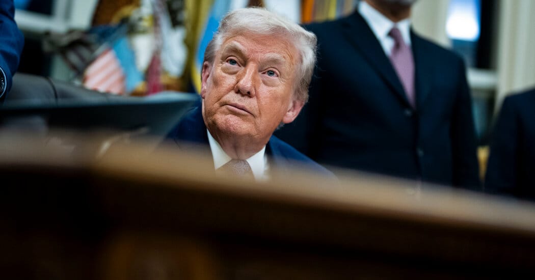 White House downplays November rise in unemployment, highlights private gains — Static01.nyt.com