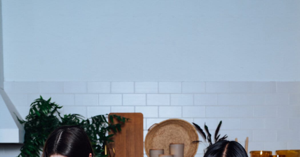 Times Cooking’s ‘Pizza Interview’ has celebrities make pizzas to loosen up — Static01.nyt.com