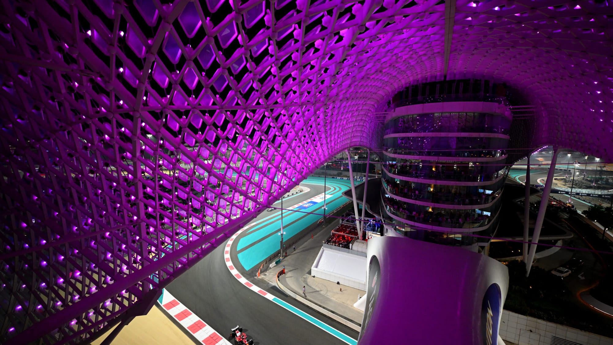 Verstappen wins Abu Dhabi finale as Norris entered race leading standings — Cdn.arstechnica.net